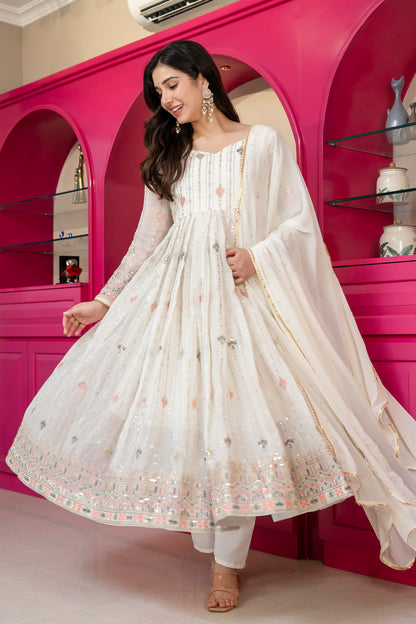 Elegant Ivory Faux Blooming Embroidered Anarkali Suit Set with Dupatta